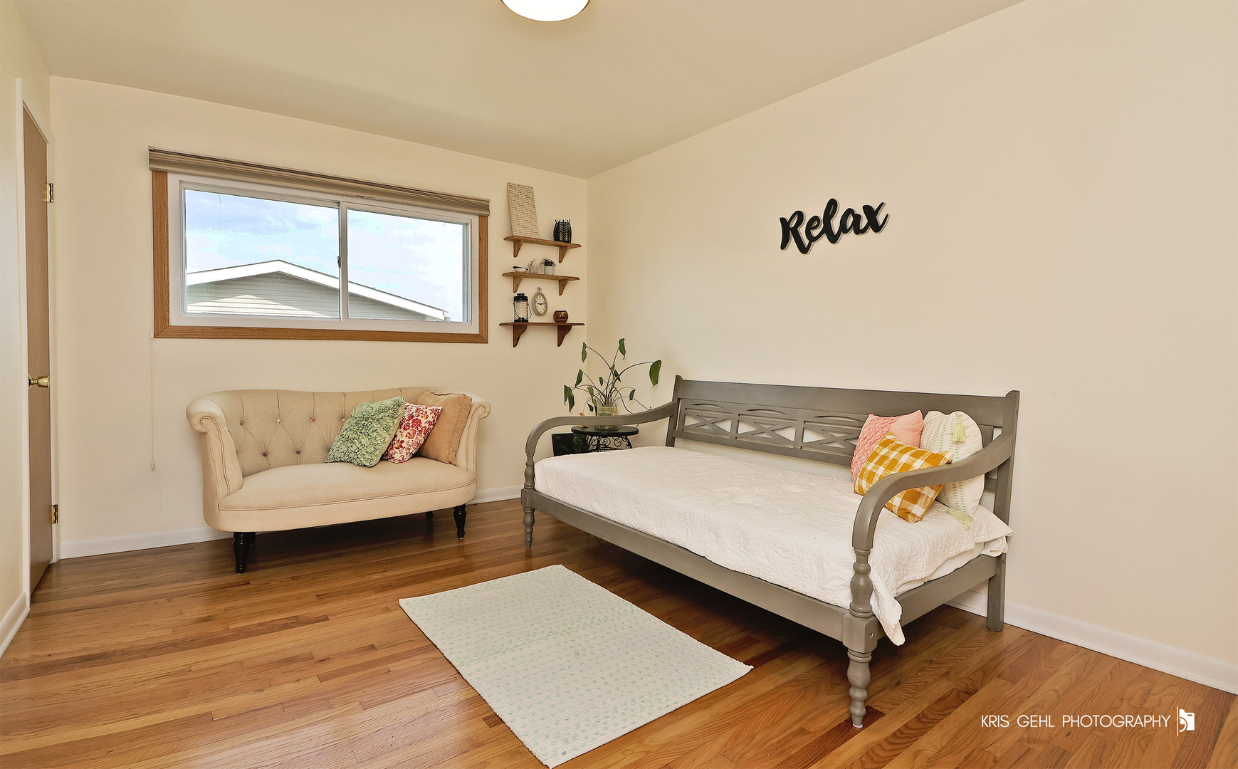9056 N Clifton Avenue, Niles, IL 60714