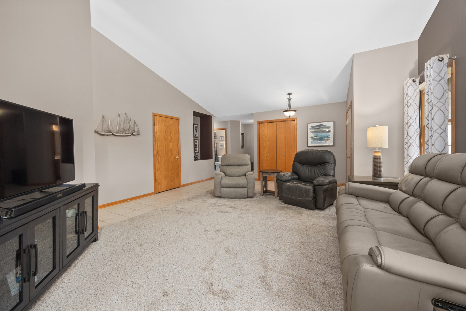 11901 Somerset Road, Orland Park, IL 60467