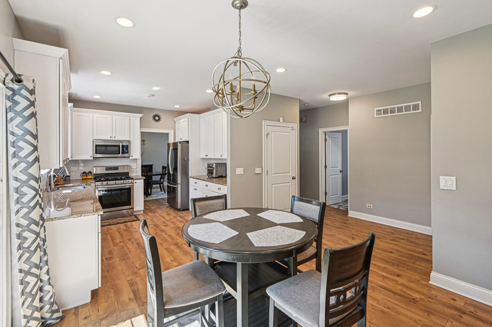 4015 Tansy Road, Aurora, IL 60504