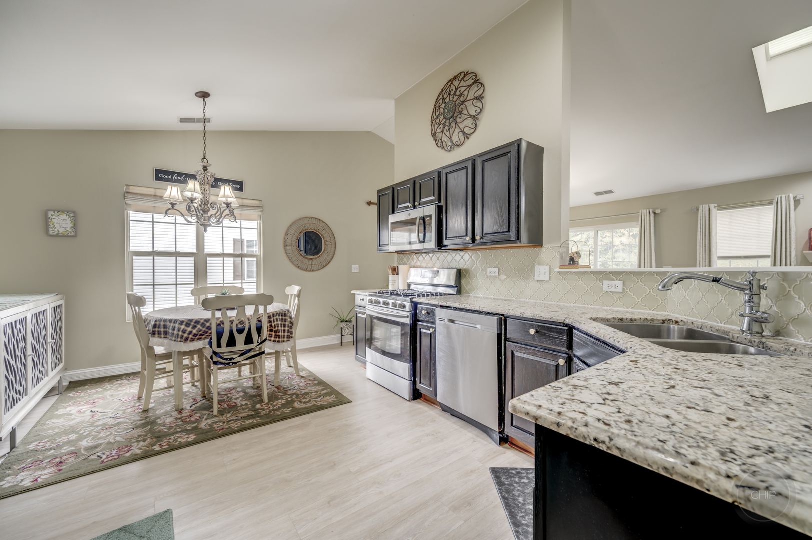 2481 Stoughton Circle, Aurora, IL 60502