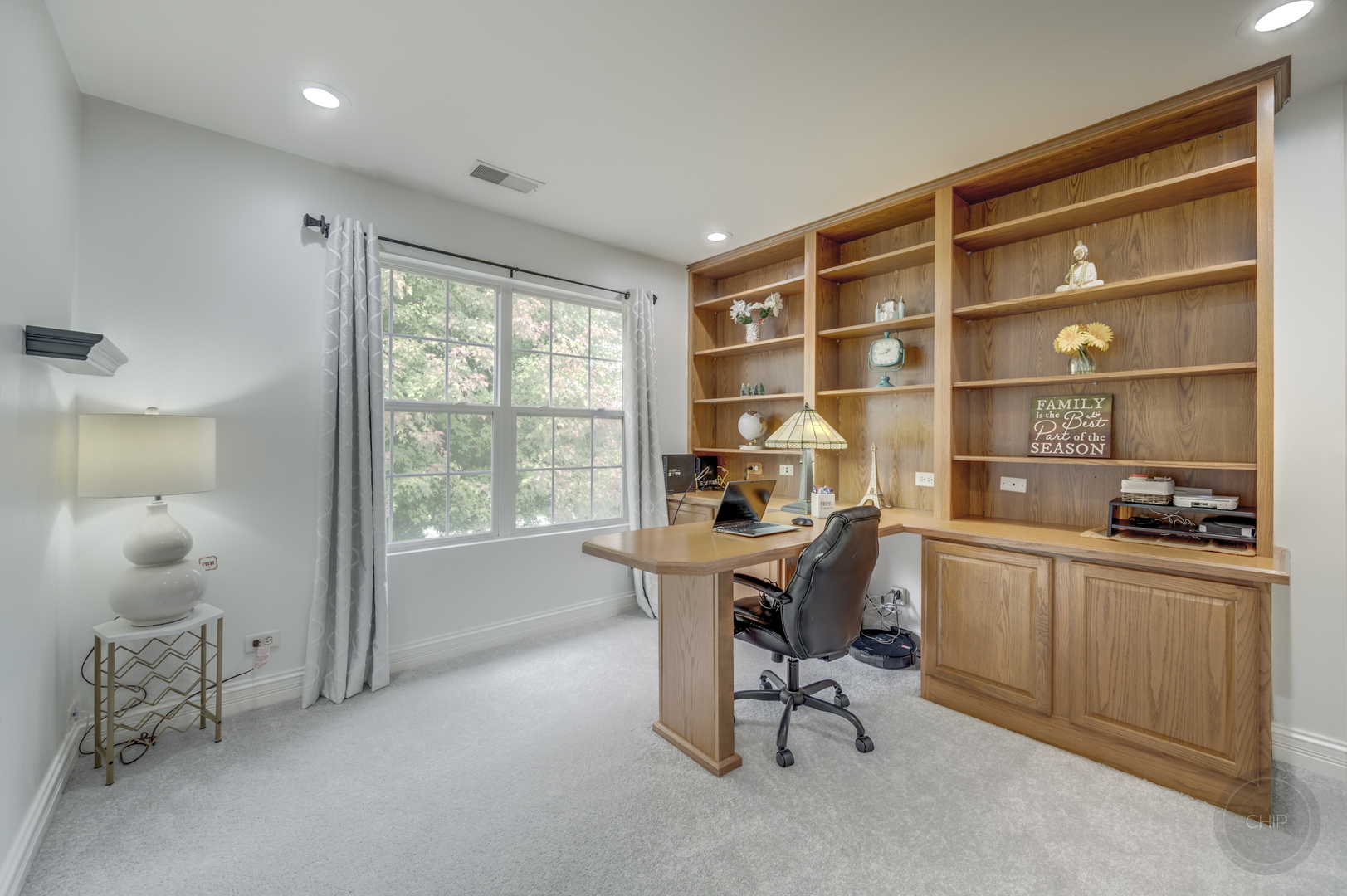 2481 Stoughton Circle, Aurora, IL 60502