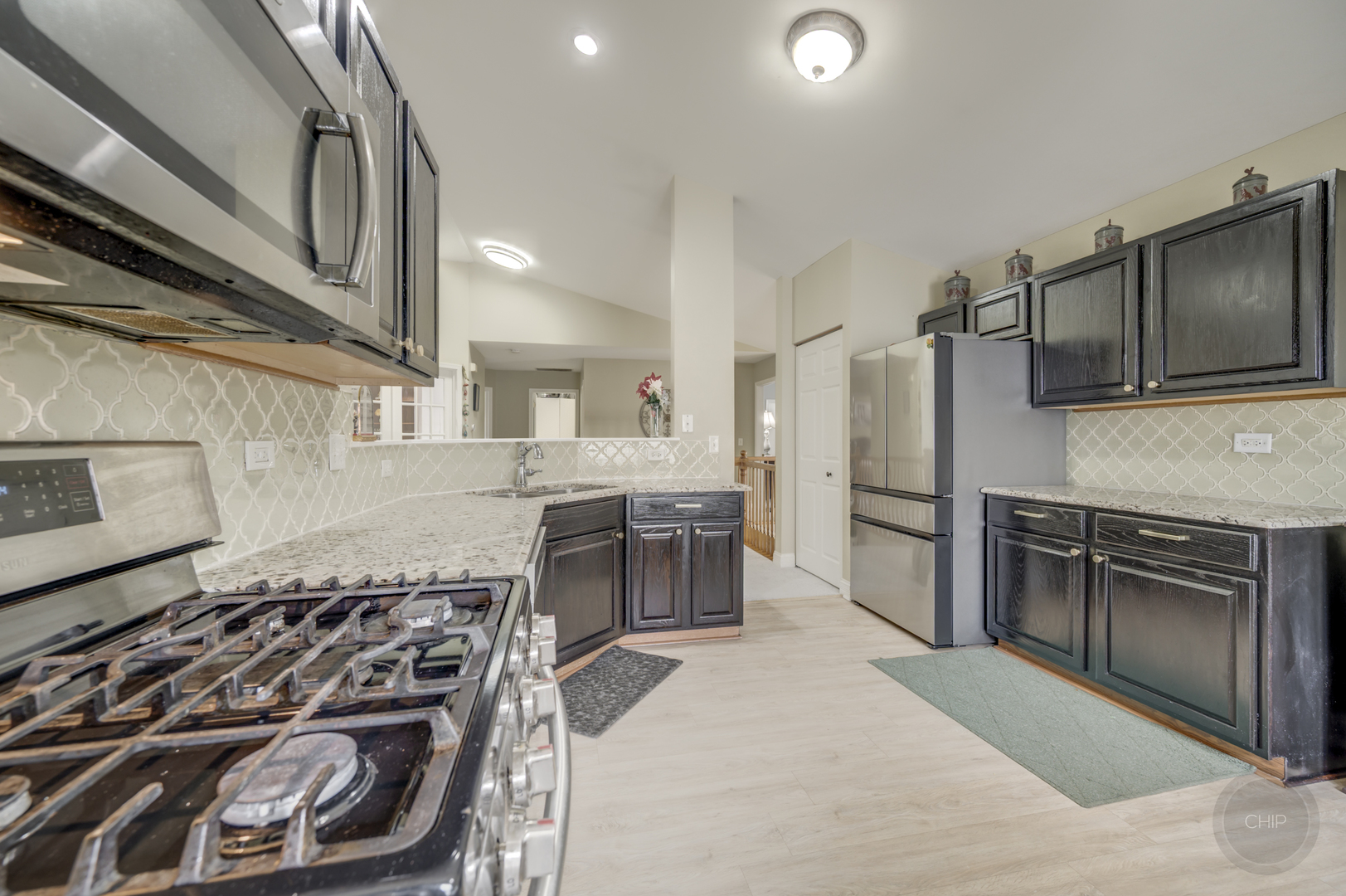 2481 Stoughton Circle, Aurora, IL 60502