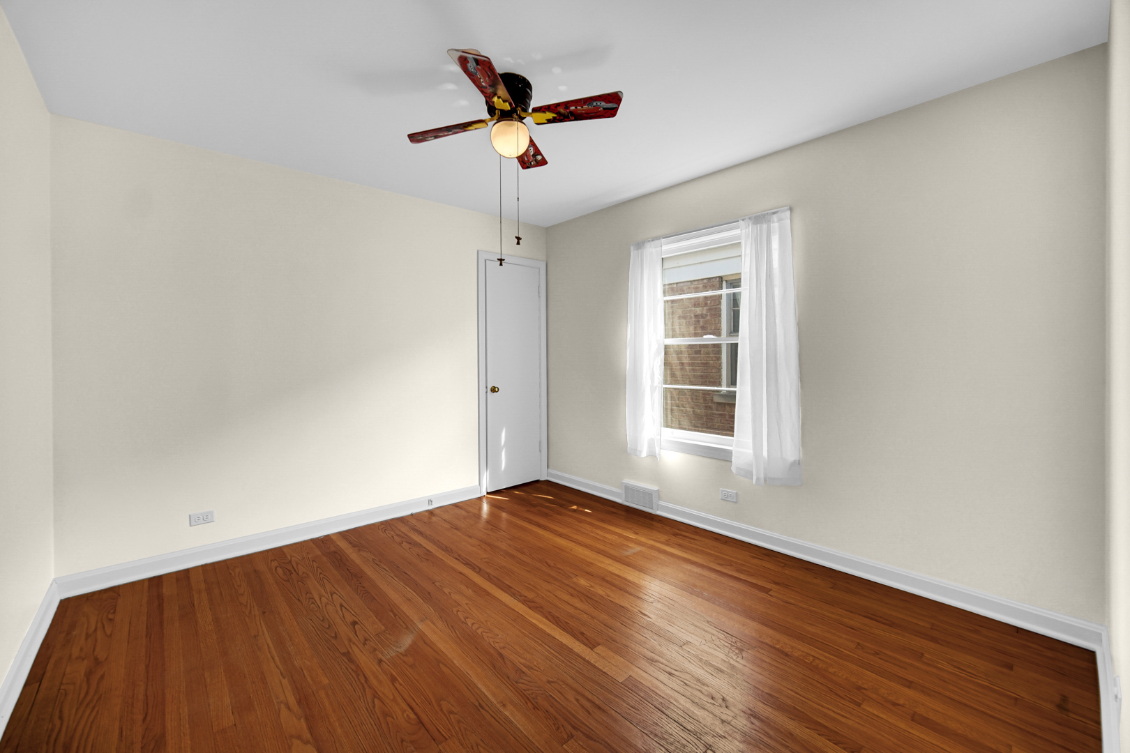 8159 W Forest Preserve Avenue, Chicago, IL 60634