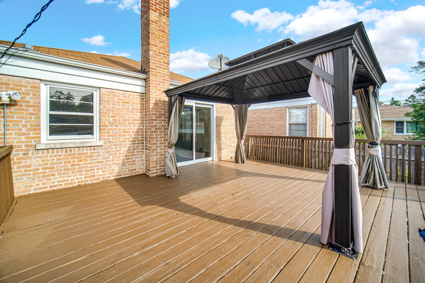 8159 W Forest Preserve Avenue, Chicago, IL 60634
