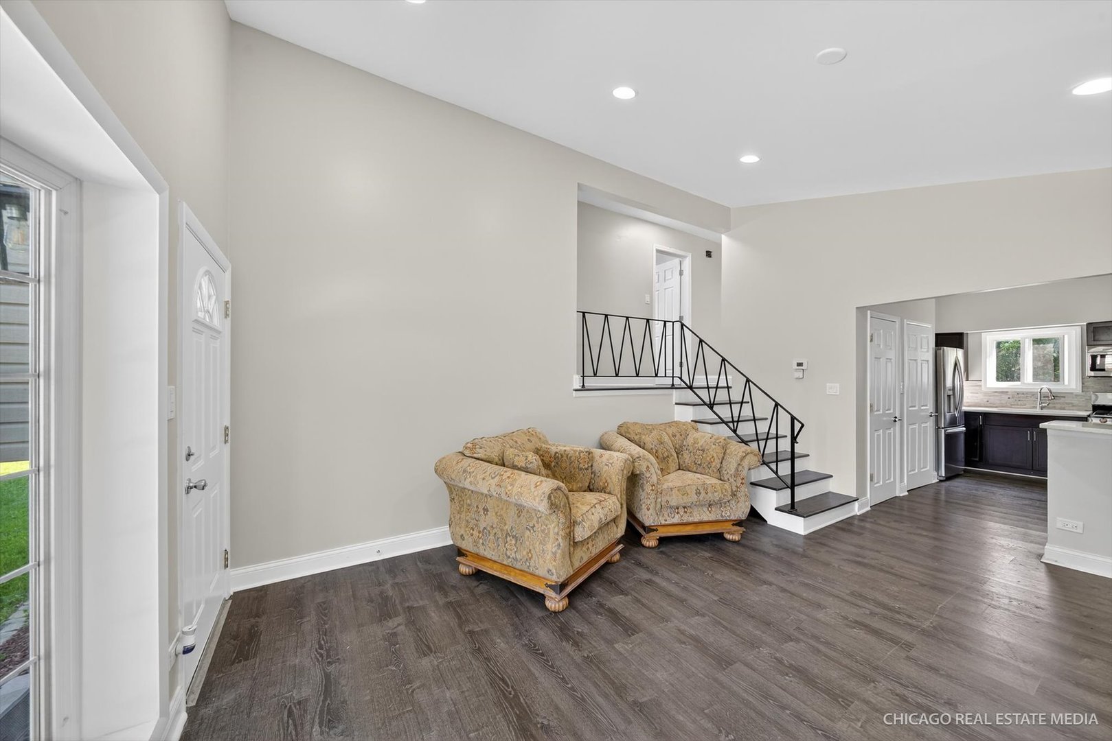 117 E Vermont Street, Villa Park, IL 60181