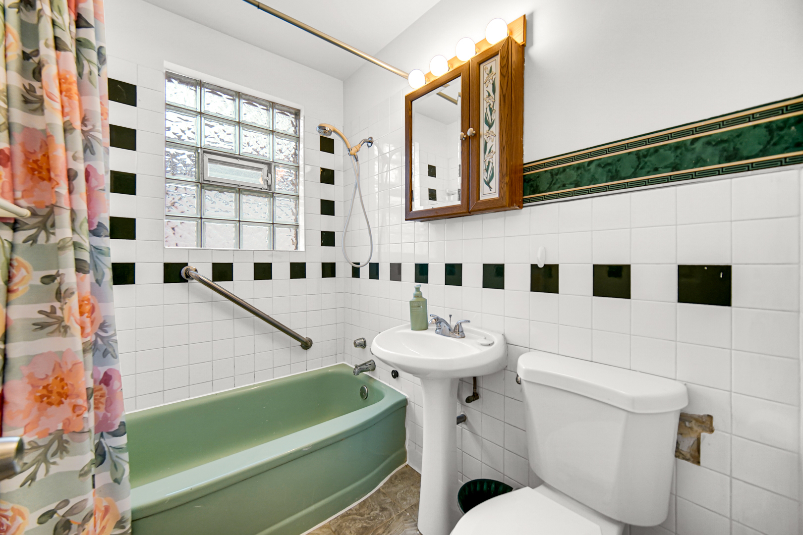 12510 S Elizabeth Street, Calumet Park, IL 60827