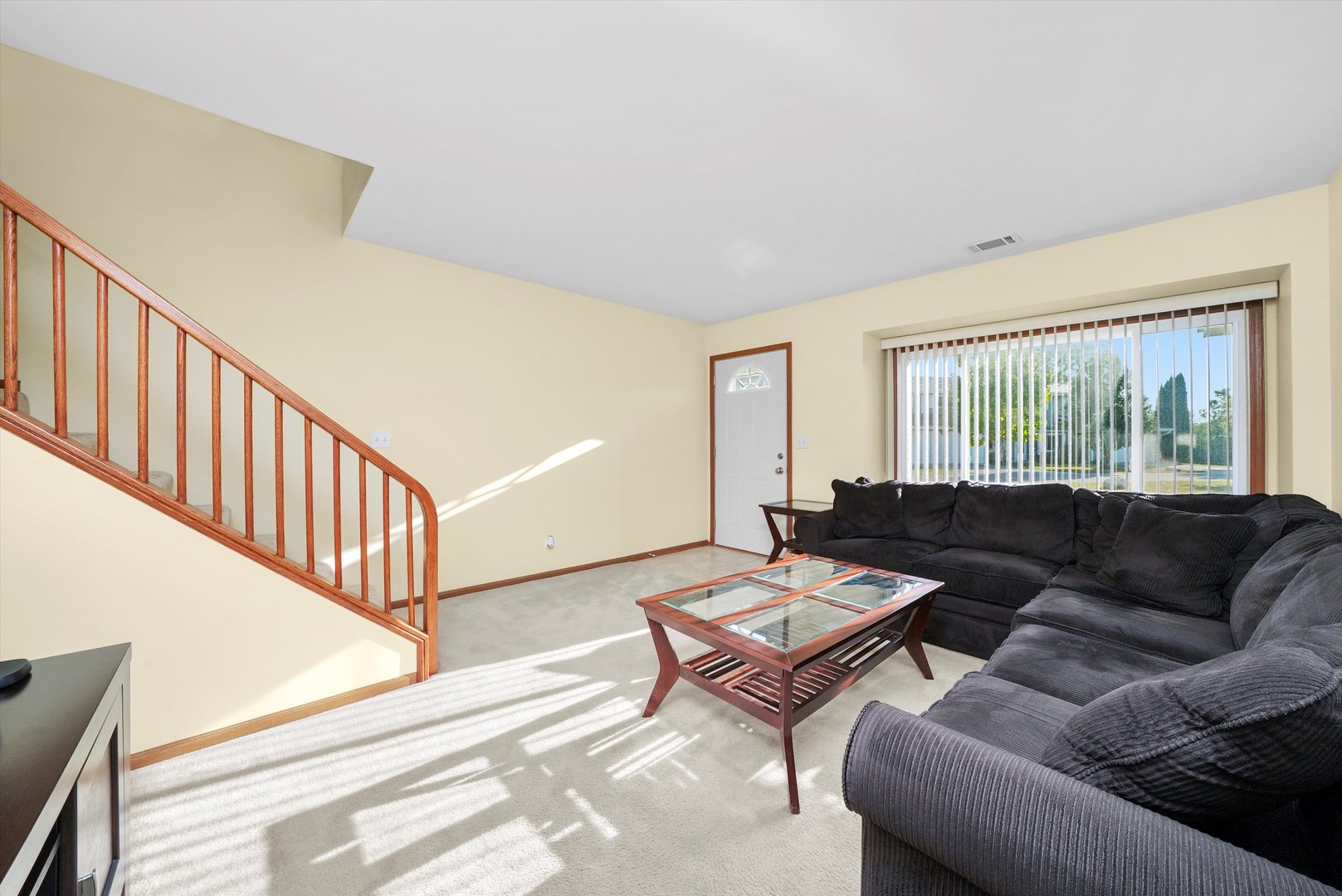 34040 N White Oak Lane, Gurnee, IL 60031
