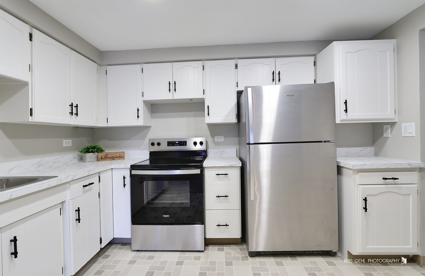 920 Vose Drive #208, Gurnee, IL 60031