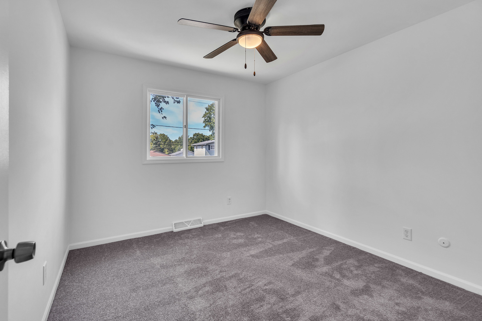 2509 Jethro Avenue, Zion, IL 60099