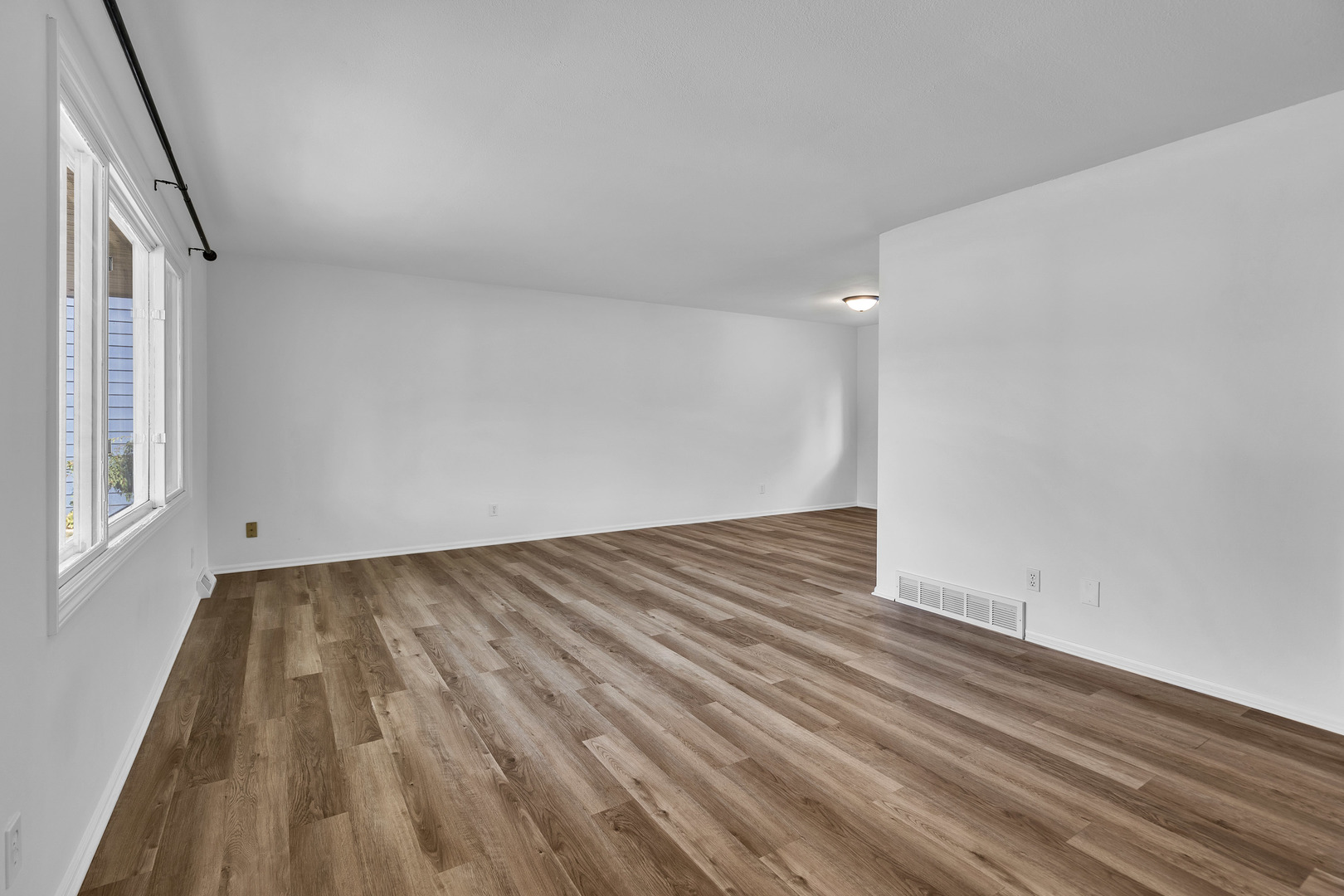 2509 Jethro Avenue, Zion, IL 60099