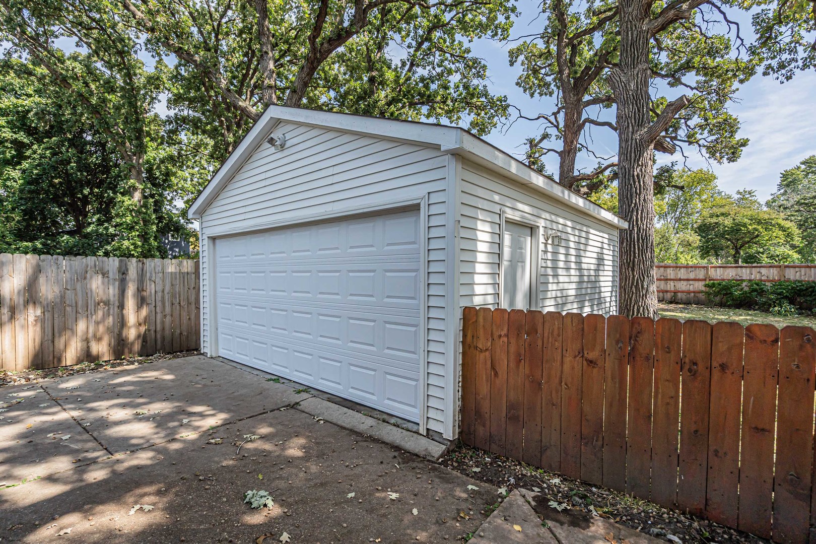 2509 Jethro Avenue, Zion, IL 60099
