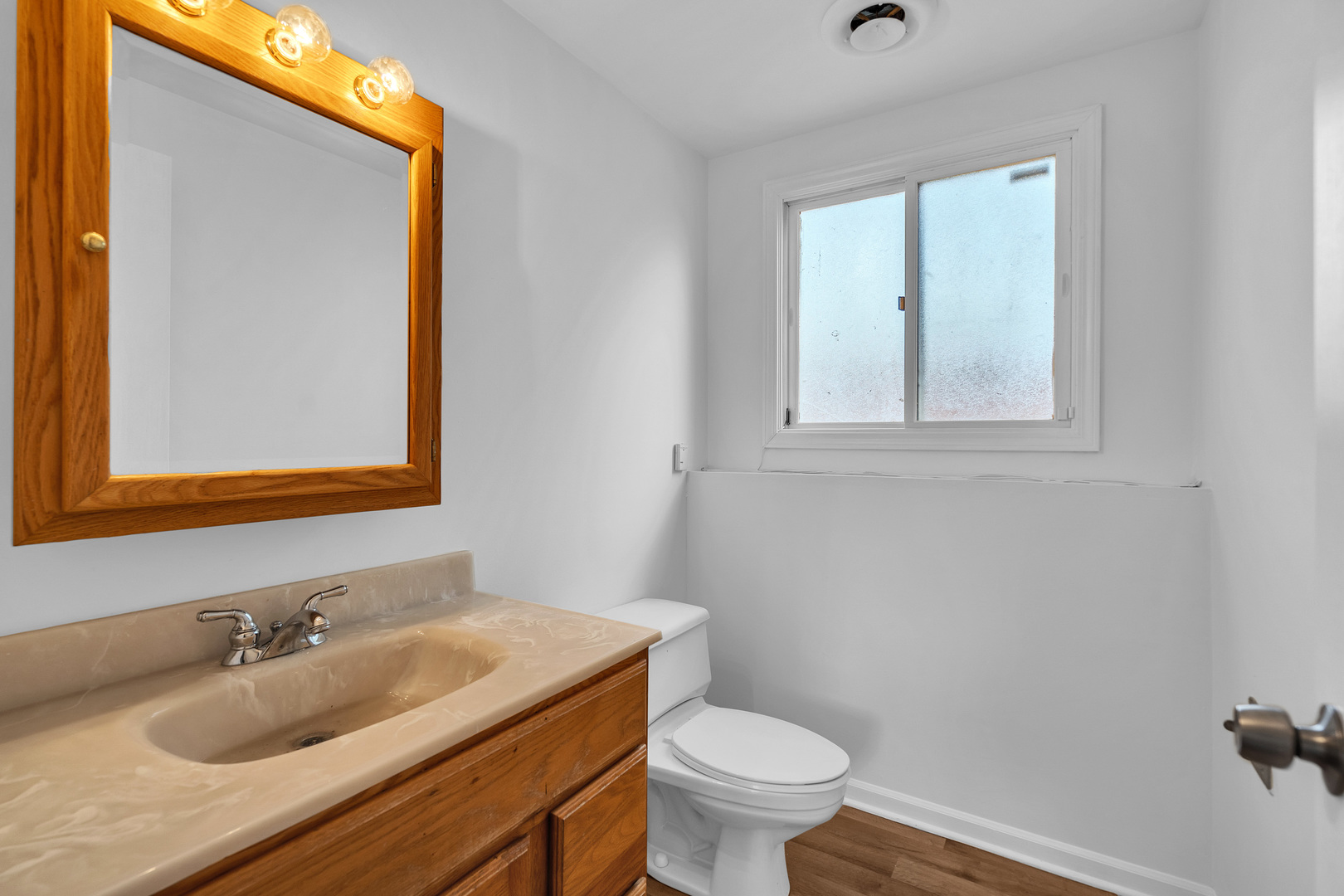 2509 Jethro Avenue, Zion, IL 60099