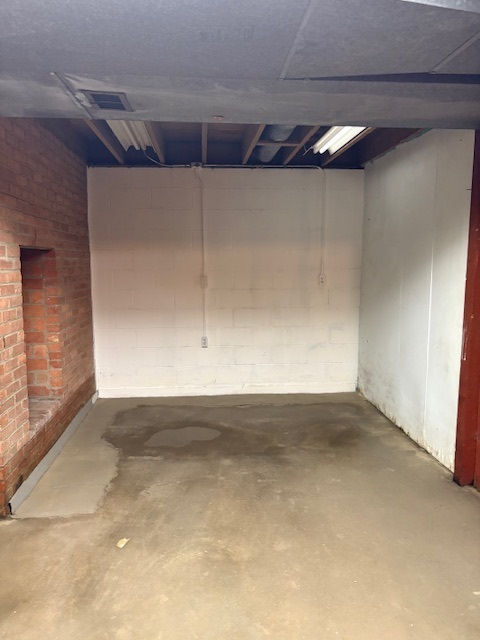 3363 S Manor Drive, Lansing, IL 60438