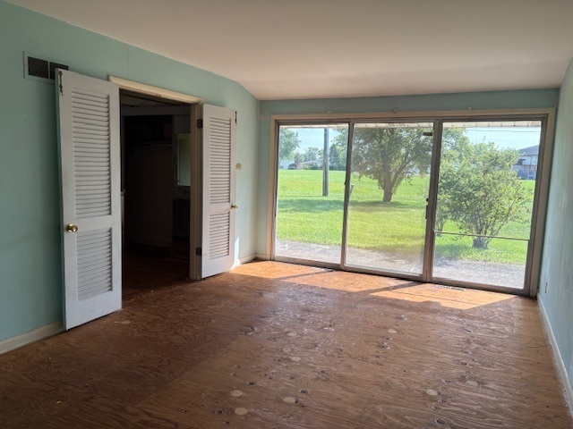 3363 S Manor Drive, Lansing, IL 60438
