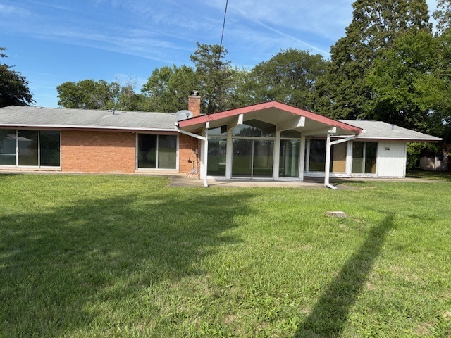 3363 S Manor Drive, Lansing, IL 60438