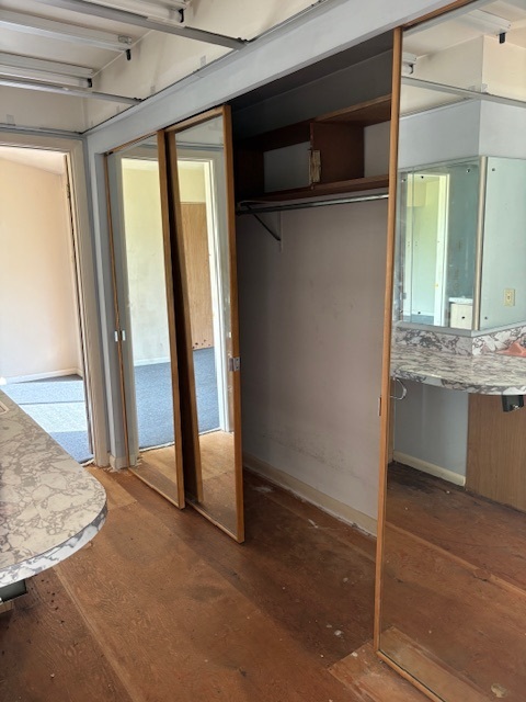 3363 S Manor Drive, Lansing, IL 60438