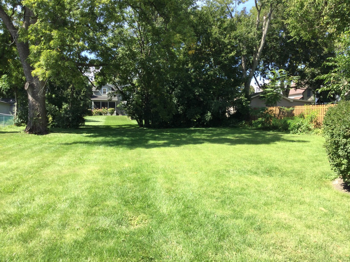 414 S Hale Street, Wheaton, IL 60187