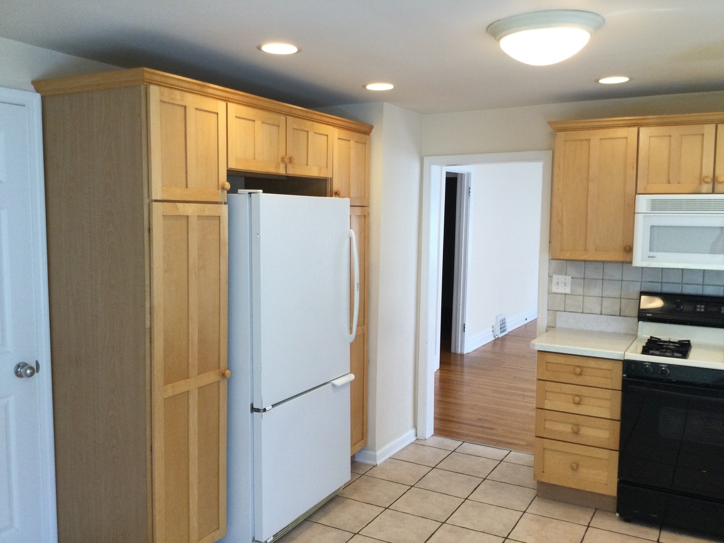 414 S Hale Street, Wheaton, IL 60187