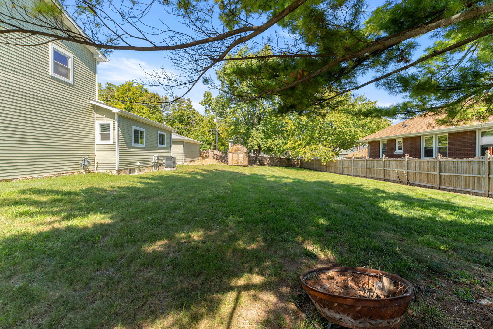 419 Oneida Street, Joliet, IL 60435