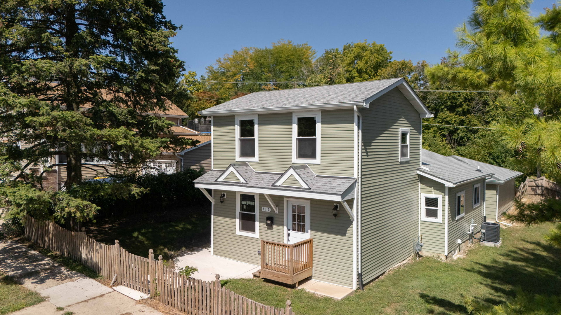 419 Oneida Street, Joliet, IL 60435