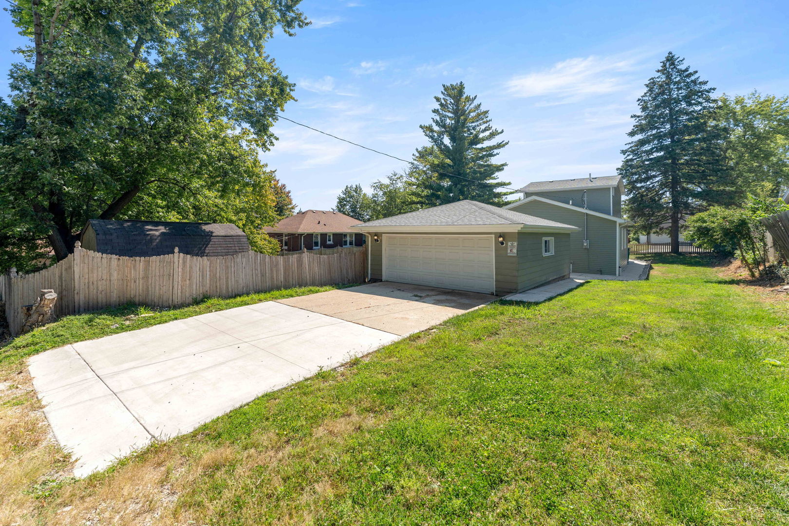 419 Oneida Street, Joliet, IL 60435