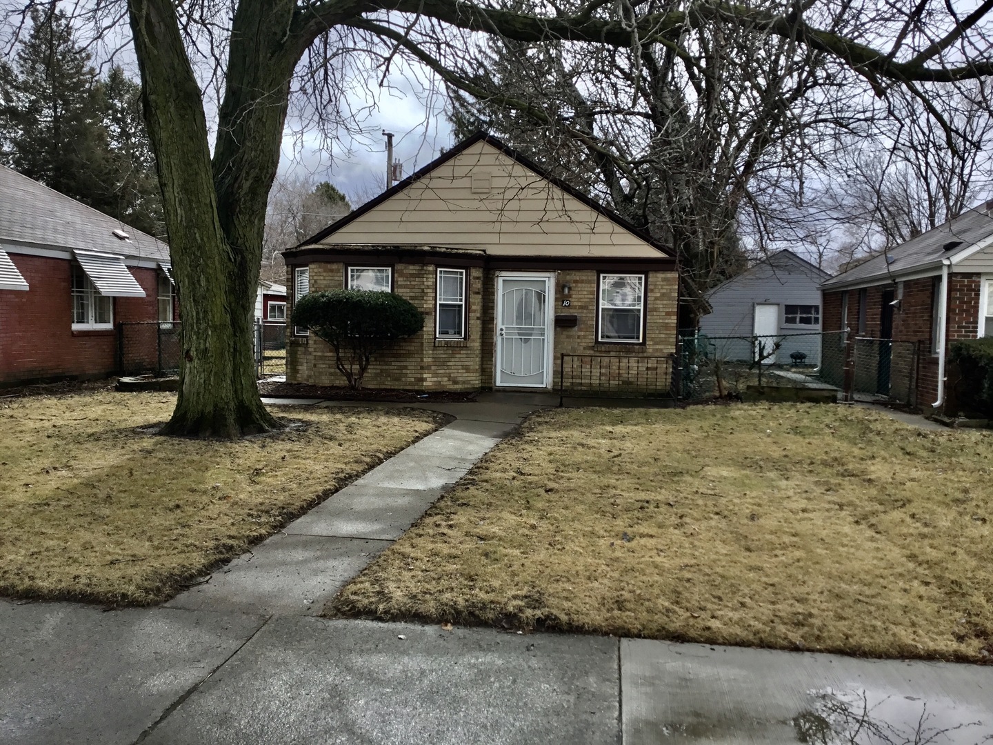 10 W 140th Court, Riverdale, IL 60827