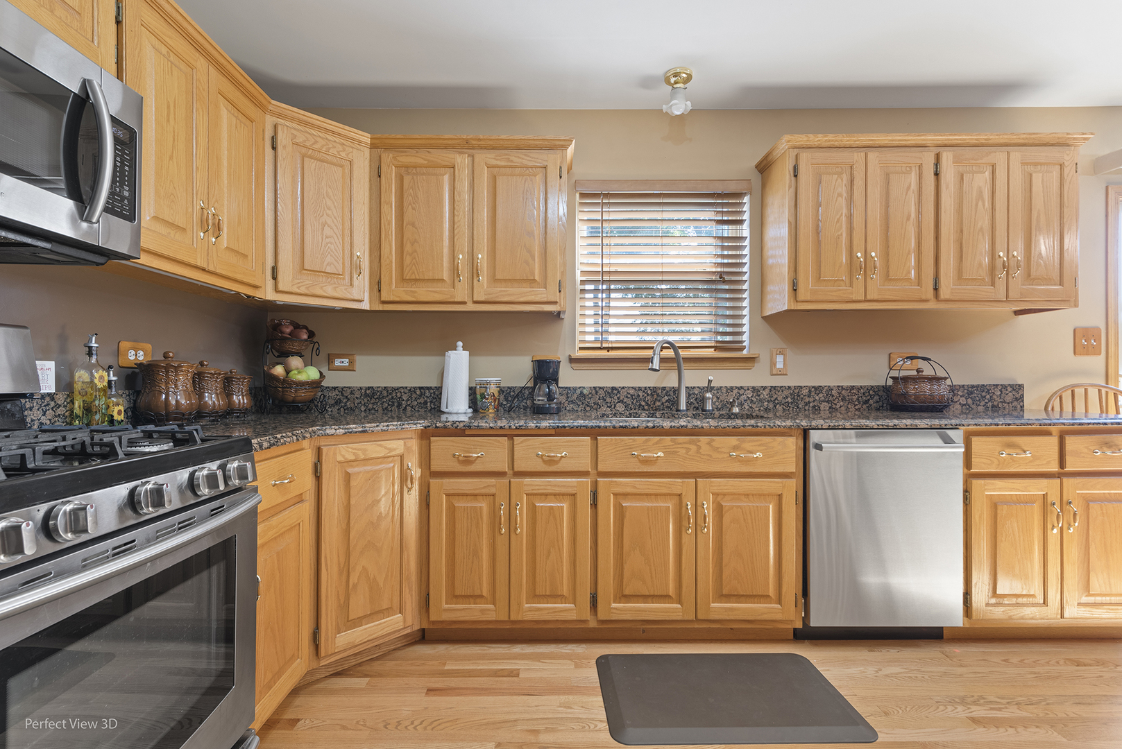 802 Joanne Drive, Minooka, IL 60447