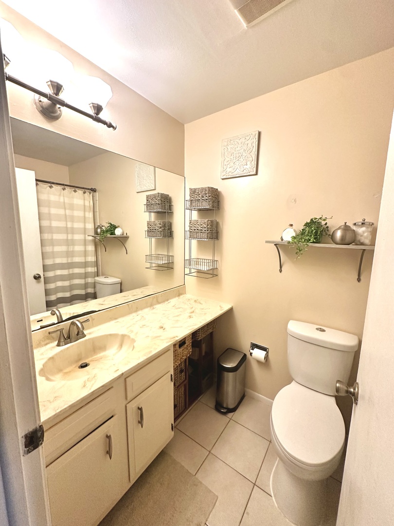 22 Waterbury Lane #N1, Schaumburg, IL 60193