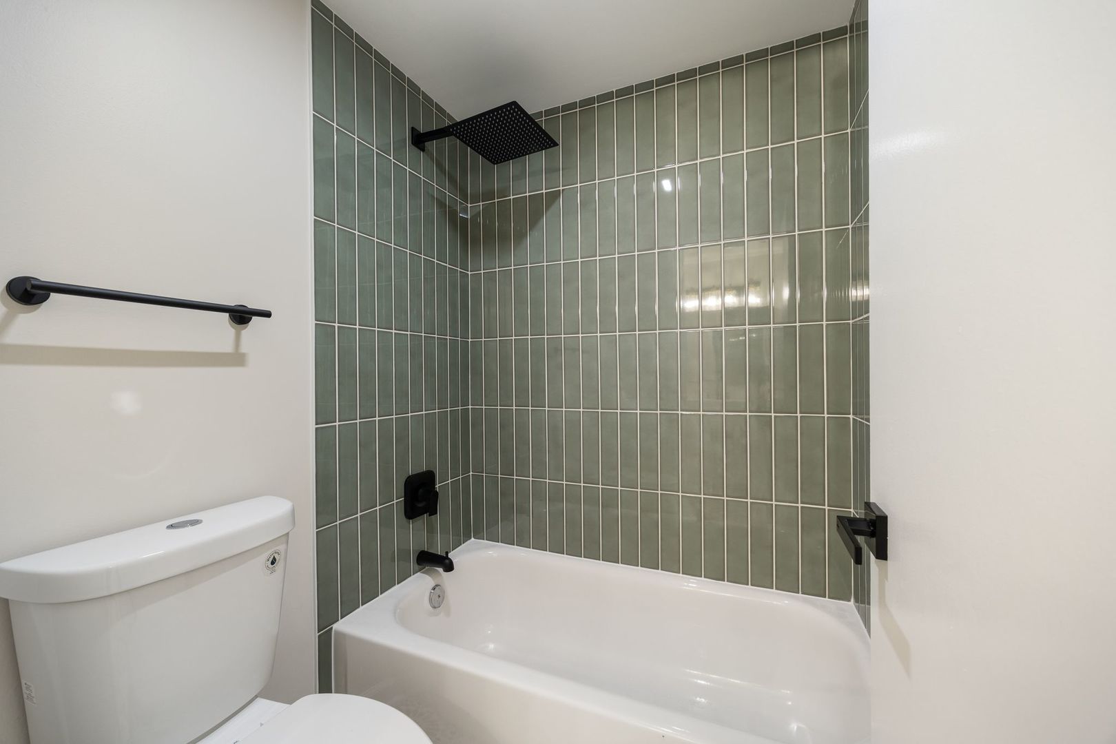 831 Mansfield Court, Schaumburg, IL 60194