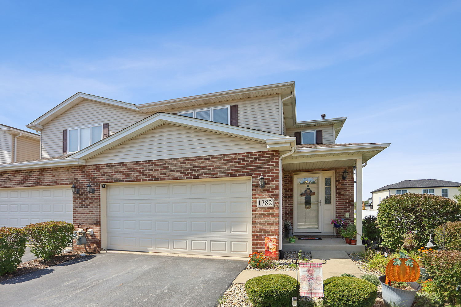 1382 Somerset Drive, Beecher, IL 60401