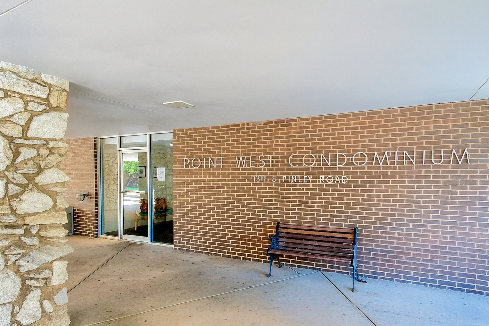 1311 S Finley Road #204, Lombard, IL 60148