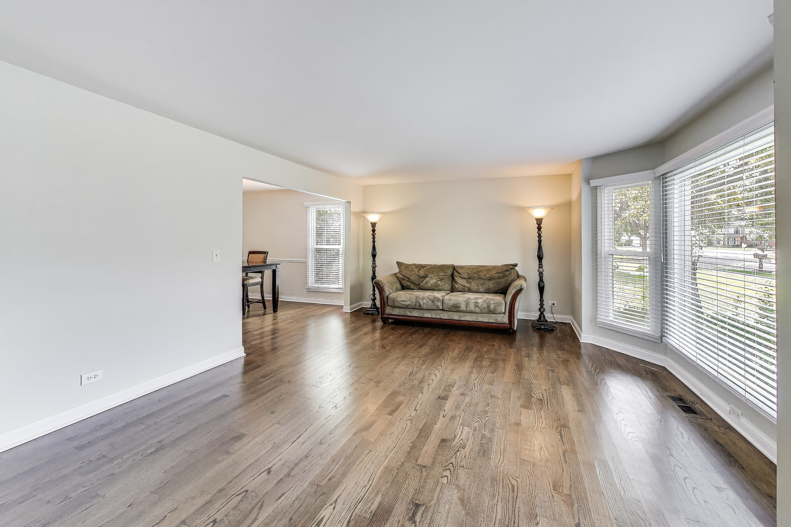 1307 Saddlebrook Road, Bartlett, IL 60103