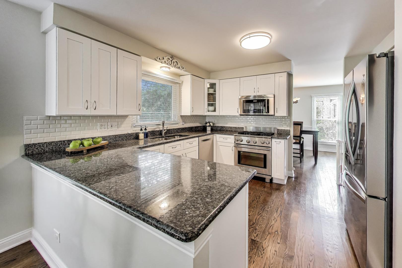 1307 Saddlebrook Road, Bartlett, IL 60103