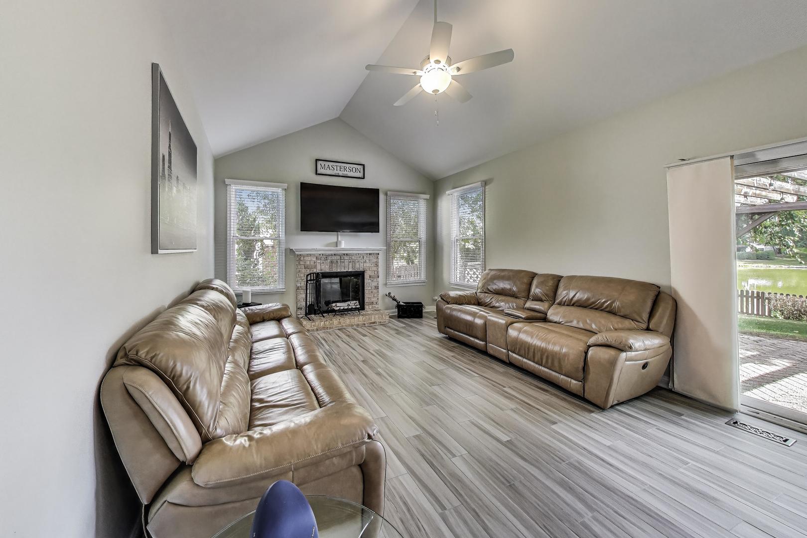 1307 Saddlebrook Road, Bartlett, IL 60103