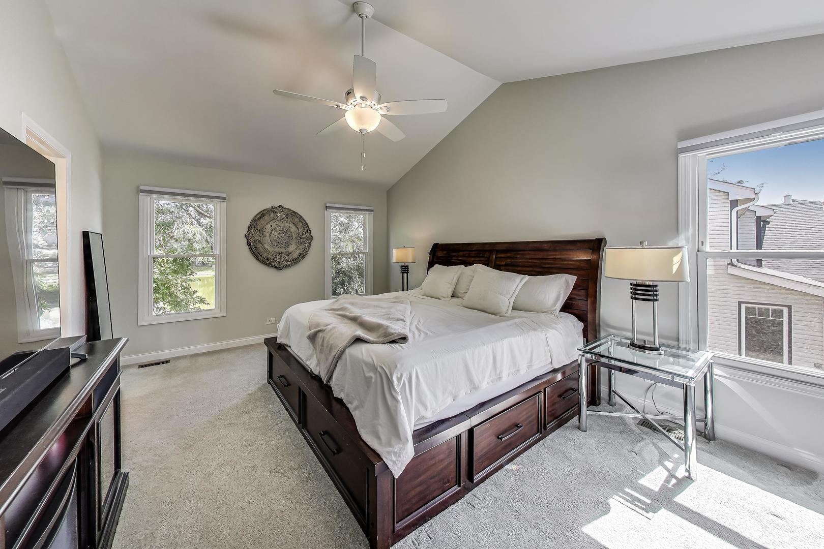 1307 Saddlebrook Road, Bartlett, IL 60103
