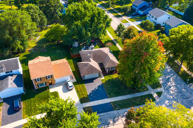 1334 Haverhill Circle, Naperville, IL 60563