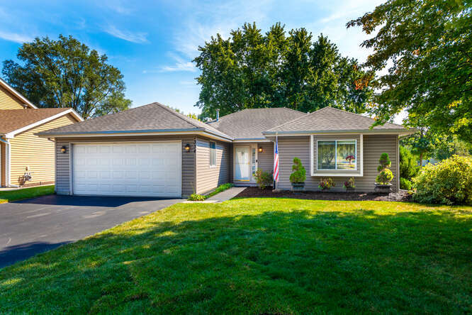 1334 Haverhill Circle, Naperville, IL 60563