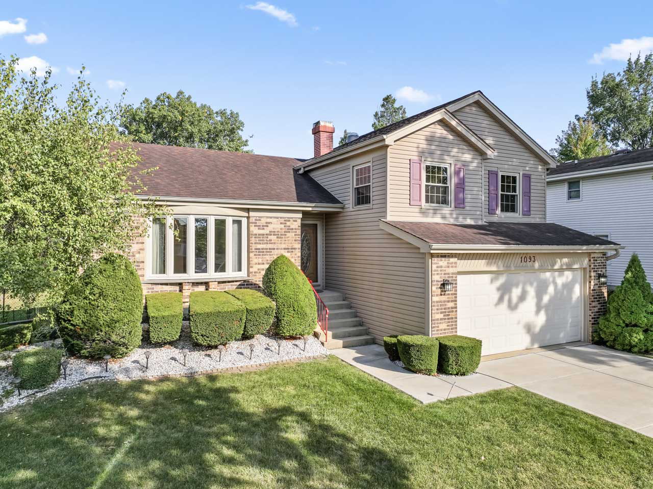 1093 Gloria Drive, Elk Grove Village, IL 60007