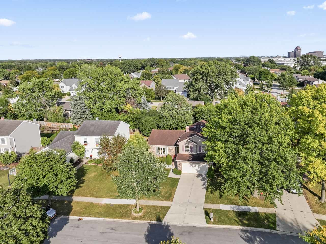 1093 Gloria Drive, Elk Grove Village, IL 60007