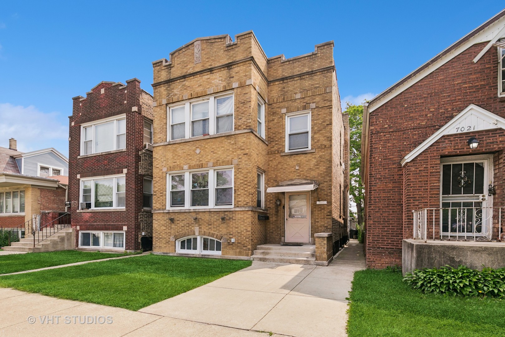 7019 S Oakley Avenue, Chicago, IL 60636