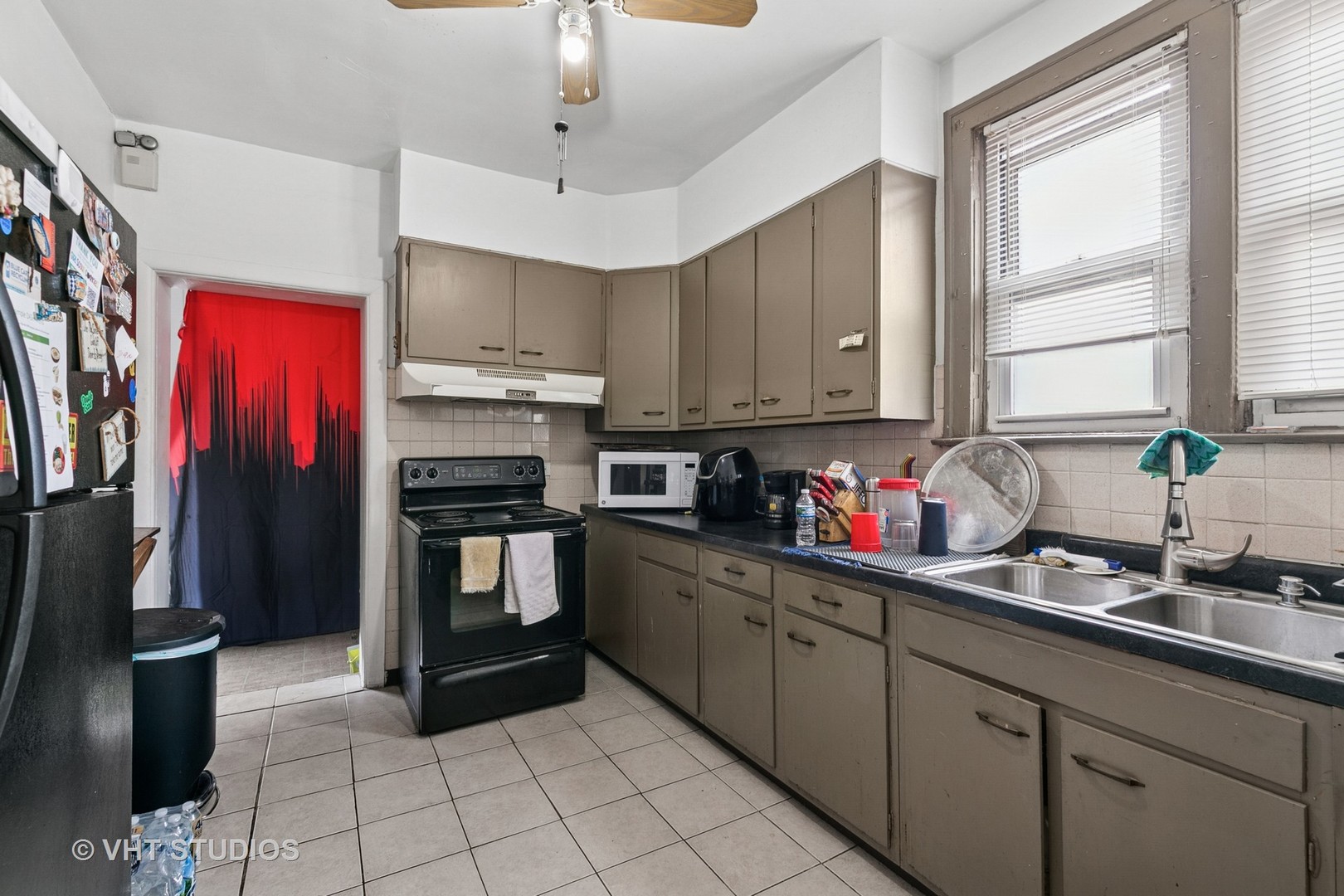 7019 S Oakley Avenue, Chicago, IL 60636
