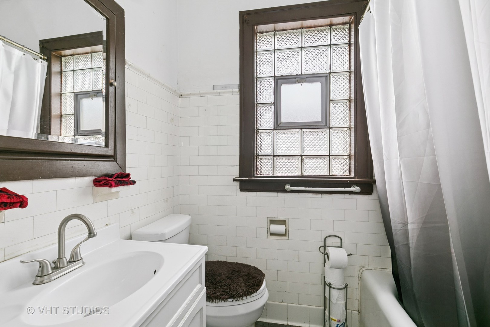 7019 S Oakley Avenue, Chicago, IL 60636