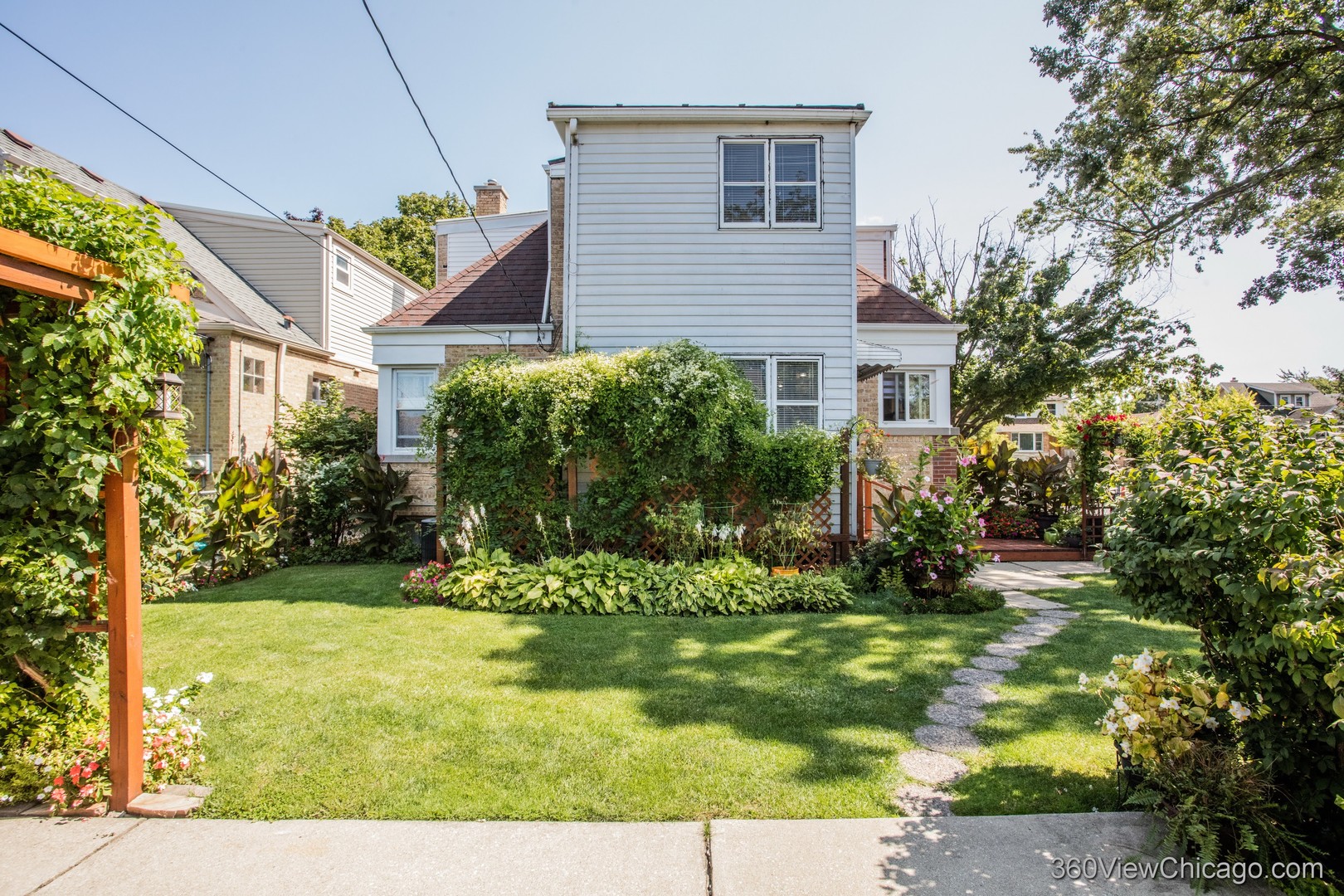 3400 N Ottawa Avenue, Chicago, IL 60634