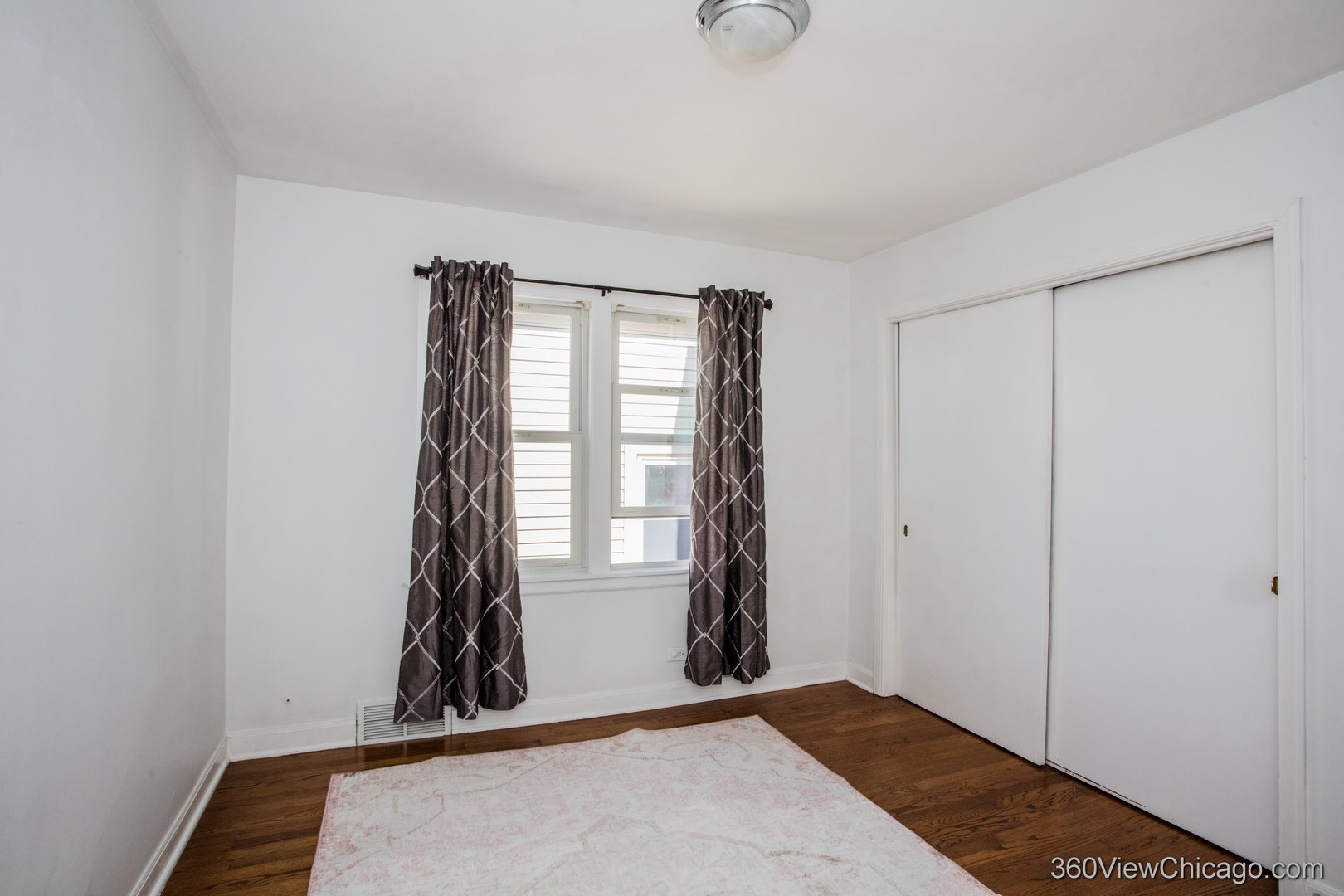 3400 N Ottawa Avenue, Chicago, IL 60634
