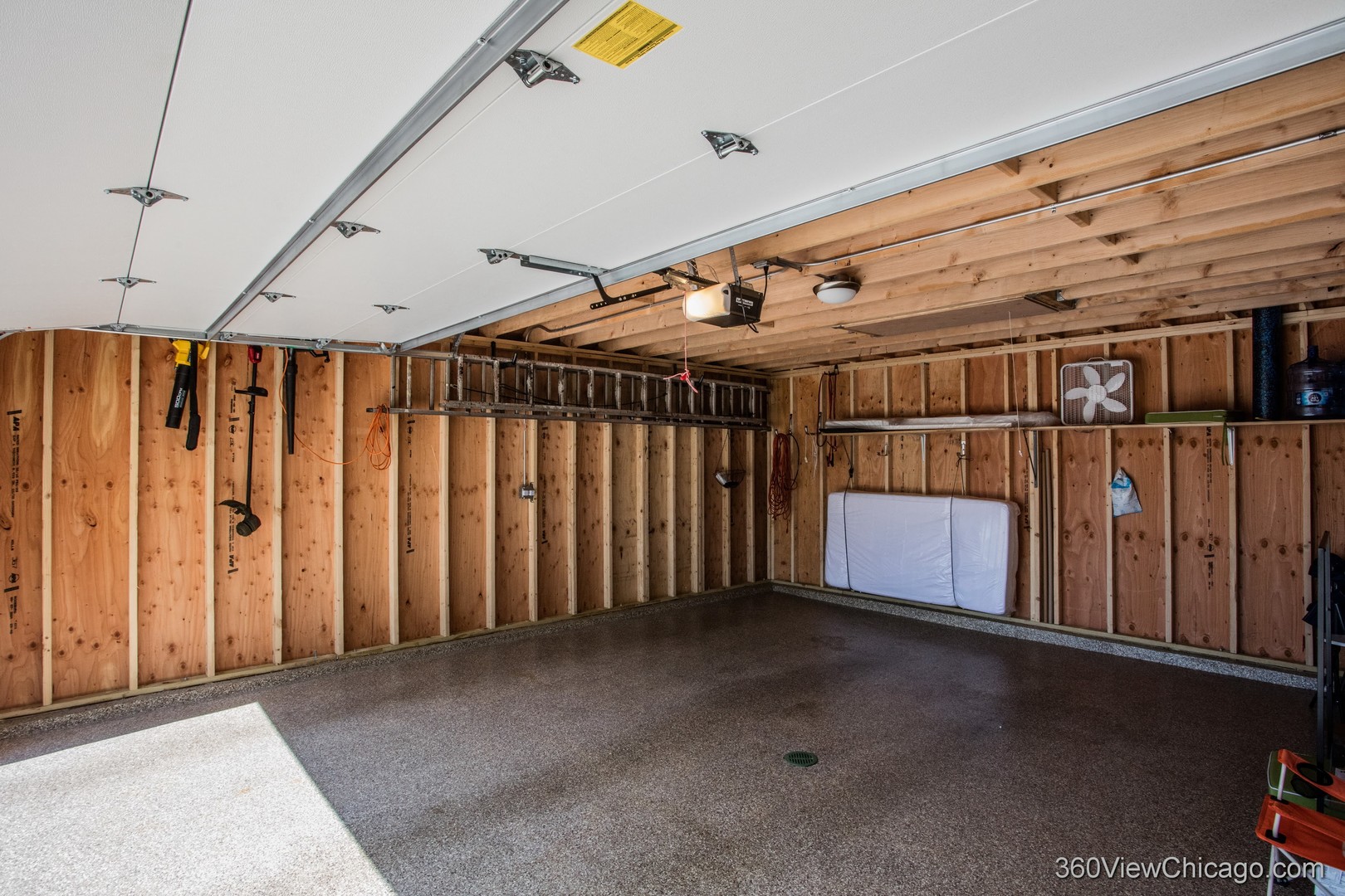 3400 N Ottawa Avenue, Chicago, IL 60634
