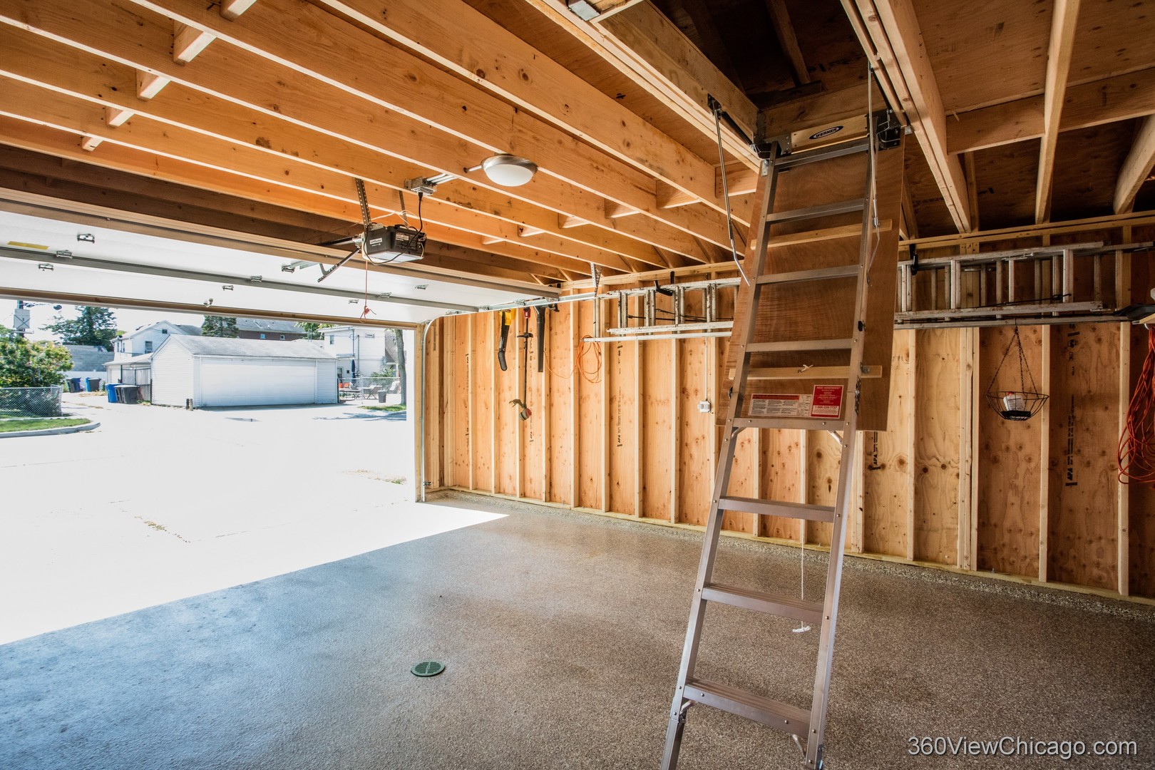3400 N Ottawa Avenue, Chicago, IL 60634
