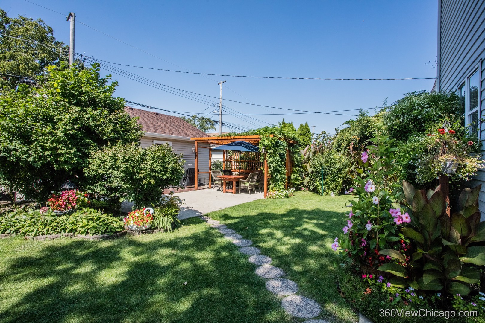 3400 N Ottawa Avenue, Chicago, IL 60634