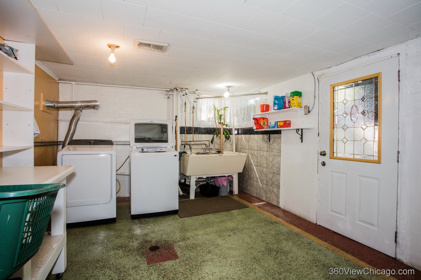3400 N Ottawa Avenue, Chicago, IL 60634