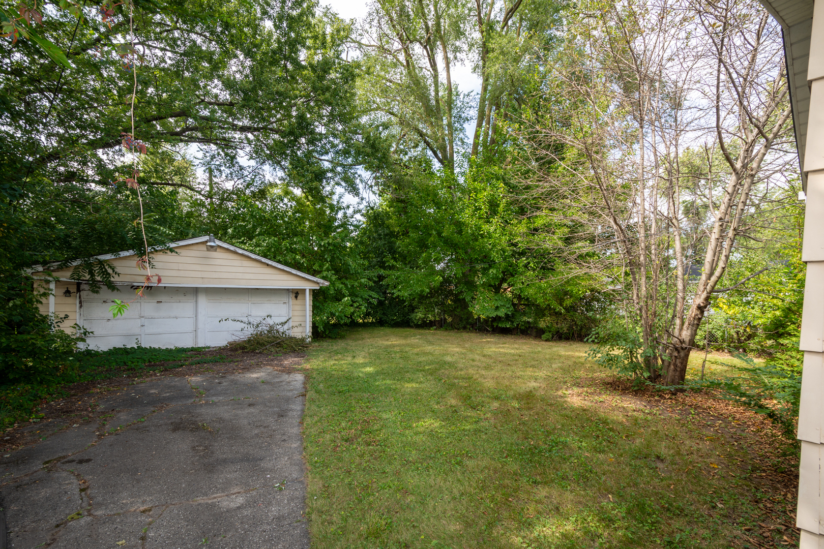 276 Hickory Lane, Antioch, IL 60002