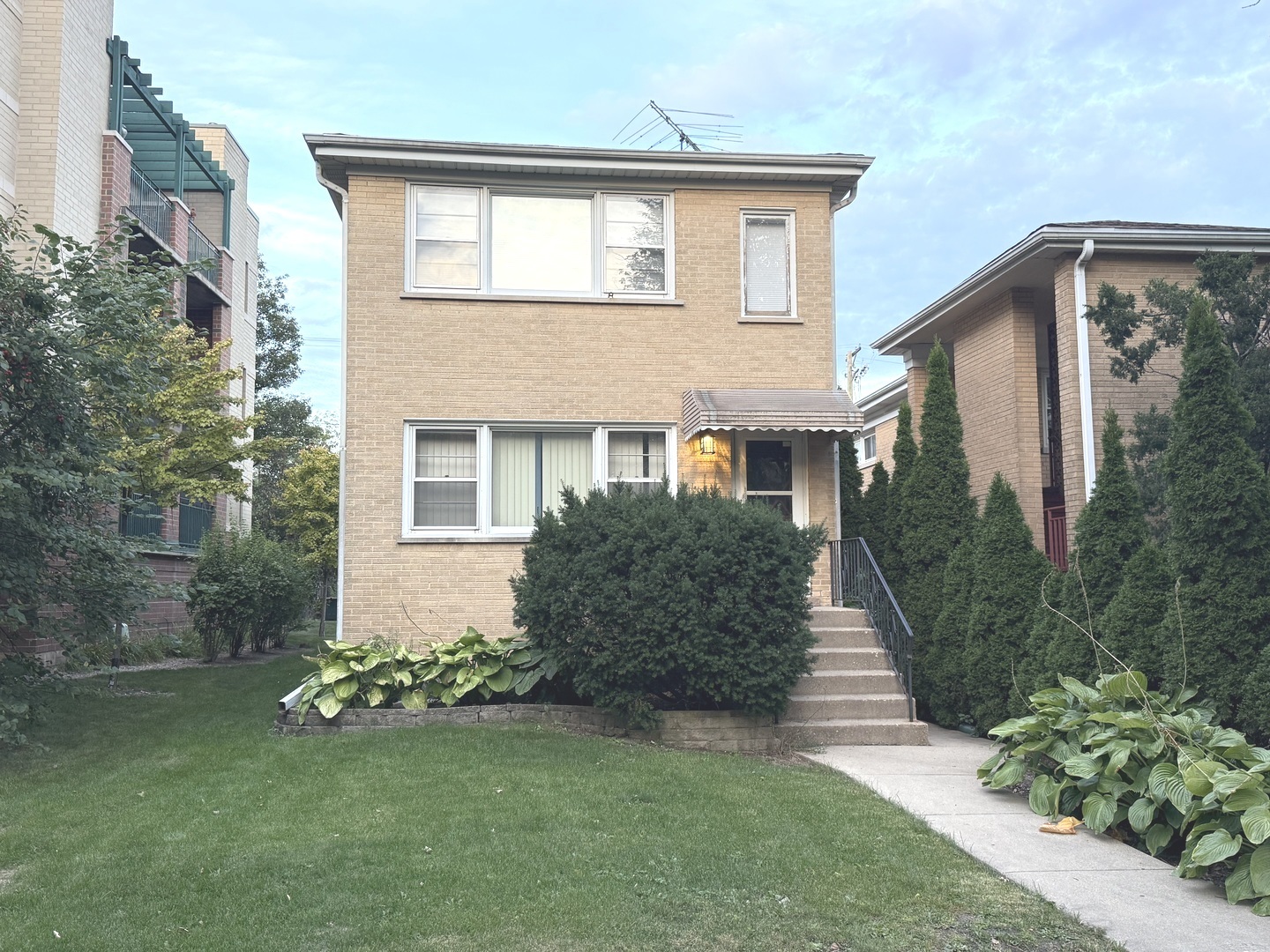 103 N CLIFTON Avenue, Park Ridge, IL 60068